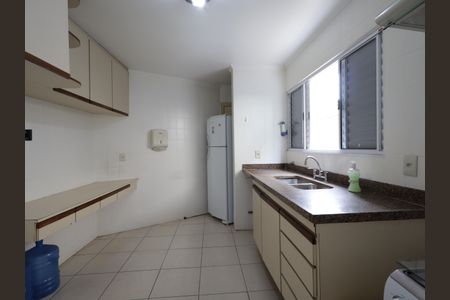 Casa à venda com 284m², 3 quartos e 3 vagasCozinha