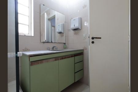 Casa à venda com 284m², 3 quartos e 3 vagasBanheiro da Suíte 1