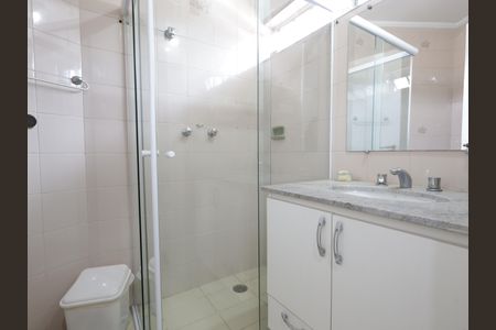 Casa à venda com 284m², 3 quartos e 3 vagasBanheiro da Suíte 2