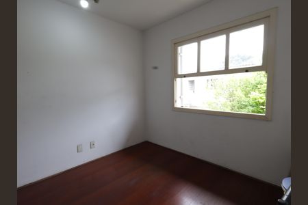 Casa à venda com 284m², 3 quartos e 3 vagasSuíte 3