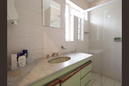 Casa à venda com 284m², 3 quartos e 3 vagasBanheiro da Suíte 3