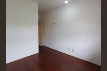 Casa à venda com 284m², 3 quartos e 3 vagasSuíte 3