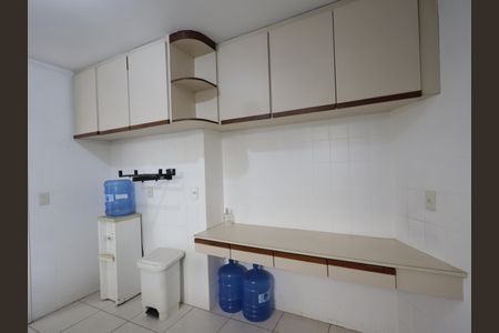 Casa à venda com 284m², 3 quartos e 3 vagasCozinha