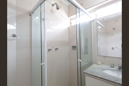 Casa à venda com 284m², 3 quartos e 3 vagasBanheiro da Suíte 2