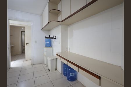 Casa à venda com 284m², 3 quartos e 3 vagasCozinha