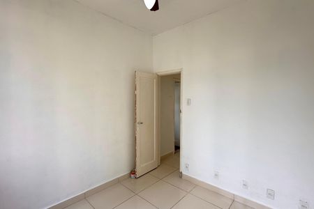 Quarto 01 de apartamento para alugar com 1 quarto, 45m² em Copacabana, Rio de Janeiro