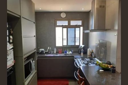 Apartamento para alugar com 113m², 3 quartos e 2 vagasCozinha