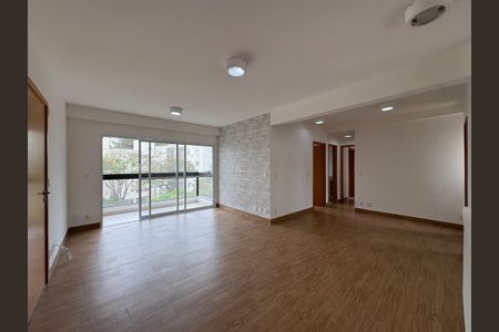 Sala de apartamento para alugar com 3 quartos, 90m² em Jardim Bela Vista, Santo André