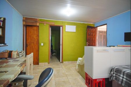 Sala de casa para alugar com 2 quartos, 52m² em Santa Rosa de Lima, Porto Alegre