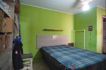 Suíte de casa para alugar com 2 quartos, 52m² em Santa Rosa de Lima, Porto Alegre