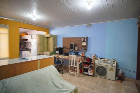Sala de casa para alugar com 2 quartos, 52m² em Santa Rosa de Lima, Porto Alegre