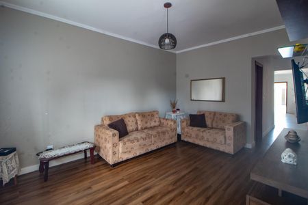 Sala de casa à venda com 3 quartos, 150m² em Nonoai, Porto Alegre