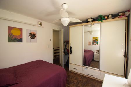 Casa de condomínio à venda com 133m², 3 quartos e 2 vagas Casa de condomínio à venda com 133m², 3 quartos e 2 vagasQuarto 1