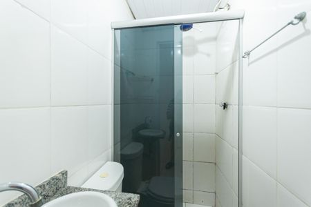 Banheiro de kitnet/studio para alugar com 0 quarto, 30m² em Engenho Novo, Rio de Janeiro