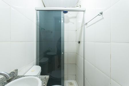 Banheiro de kitnet/studio para alugar com 0 quarto, 30m² em Engenho Novo, Rio de Janeiro