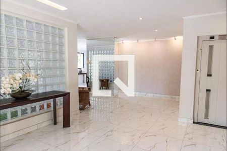 Apartamento para alugar com 105m², 3 quartos e 2 vagas Apartamento para alugar com 105m², 3 quartos e 2 vagasHall social