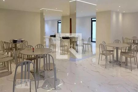 Apartamento para alugar com 105m², 3 quartos e 2 vagas Apartamento para alugar com 105m², 3 quartos e 2 vagasÁrea comum - Salão de festas