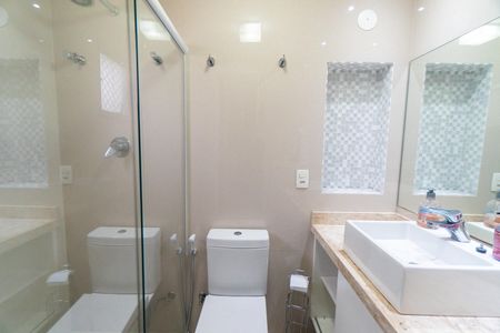 Apartamento para alugar com 105m², 3 quartos e 2 vagas Apartamento para alugar com 105m², 3 quartos e 2 vagasBanheiro da Suíte