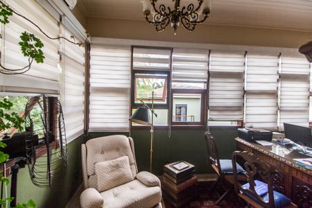 Casa de condomínio à venda com 413m², 3 quartos e 6 vagas Casa de condomínio à venda com 413m², 3 quartos e 6 vagasEscritório