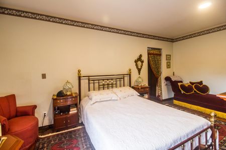 Casa de condomínio à venda com 413m², 3 quartos e 6 vagas Casa de condomínio à venda com 413m², 3 quartos e 6 vagasSuíte master