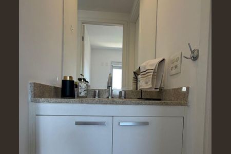 Banheiro de apartamento à venda com 1 quarto, 50m² em Vila Gomes Cardim, São Paulo