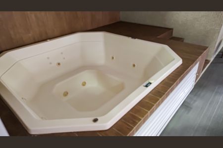 Apartamento à venda com 150m², 3 quartos e 2 vagas Apartamento à venda com 150m², 3 quartos e 2 vagasÁrea comum