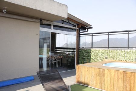 Apartamento à venda com 150m², 3 quartos e 2 vagasTerraço