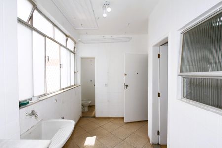 Apartamento à venda com 140m², 3 quartos e 2 vagasÁrea de Serviço