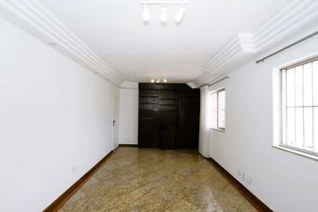 Sala de apartamento à venda com 3 quartos, 140m² em Alto Barroca, Belo Horizonte