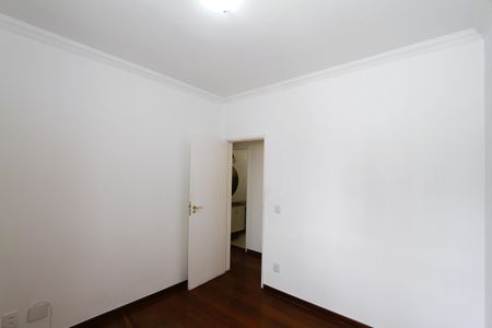 Apartamento à venda com 140m², 3 quartos e 2 vagasQuarto 2