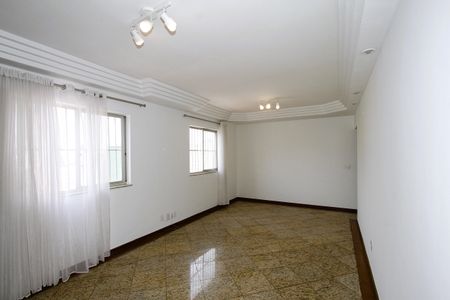 Apartamento à venda com 140m², 3 quartos e 2 vagasSala