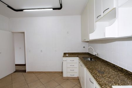 Apartamento à venda com 140m², 3 quartos e 2 vagasCozinha