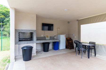 Apartamento para alugar com 40m², 2 quartos e sem vagaÁrea comum - Churrasqueira