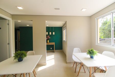Apartamento para alugar com 40m², 2 quartos e sem vagaÁrea comum - Salão de festas