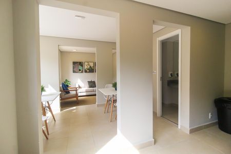 Apartamento para alugar com 40m², 2 quartos e sem vagaÁrea comum - Salão de festas