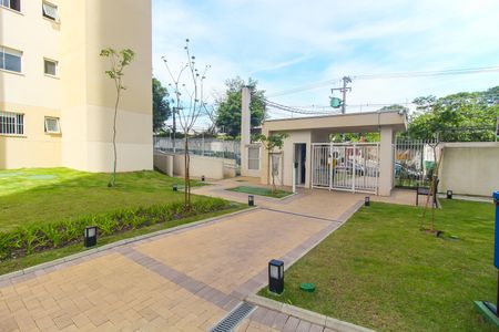 Apartamento para alugar com 40m², 2 quartos e sem vagaÁrea externa