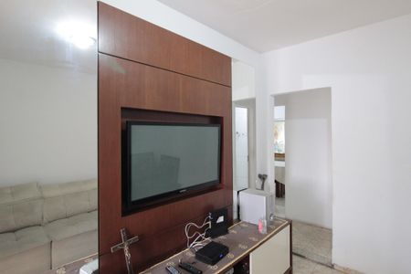 Sala de casa para alugar com 3 quartos, 350m² em Piratininga, Belo Horizonte