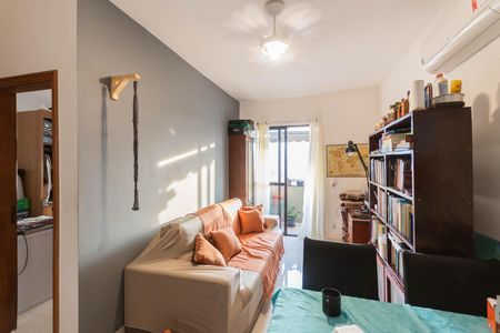 Sala de apartamento à venda com 2 quartos, 60m² em Praça da Bandeira, Rio de Janeiro