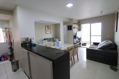Sala de apartamento à venda com 2 quartos, 48m² em Santa Maria, Osasco