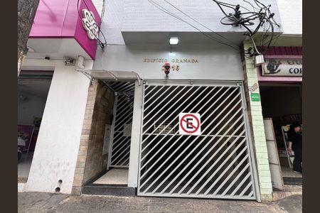 Apartamento à venda com 62m², 2 quartos e sem vaga Apartamento à venda com 62m², 2 quartos e sem vagaFachada