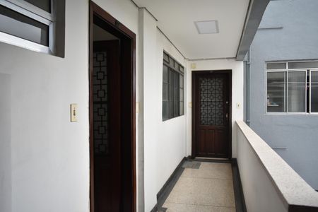 Apartamento à venda com 62m², 2 quartos e sem vagaCorredor