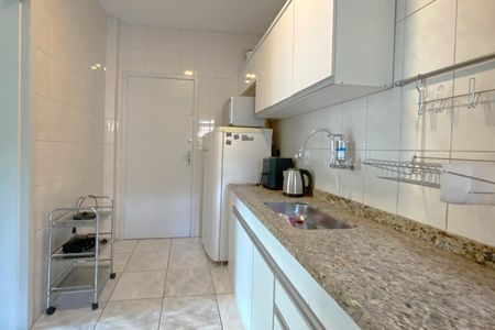 Apartamento à venda com 91m², 2 quartos e 1 vaga Apartamento à venda com 91m², 2 quartos e 1 vagaCozinha