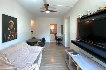 Sala de apartamento à venda com 2 quartos, 91m² em Sagrada Família, Belo Horizonte