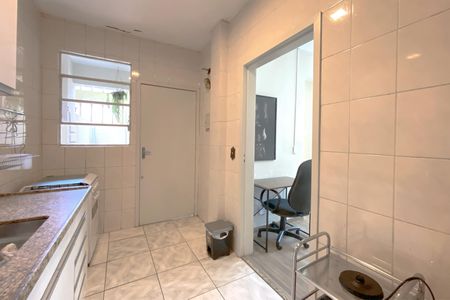 Apartamento à venda com 91m², 2 quartos e 1 vaga Apartamento à venda com 91m², 2 quartos e 1 vagaCozinha