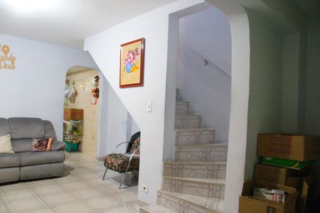 Sala de casa para alugar com 2 quartos, 120m² em Residencial Parque Cumbica, Guarulhos