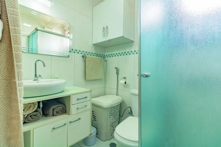 Apartamento à venda com 52m², 2 quartos e 1 vaga Apartamento à venda com 52m², 2 quartos e 1 vagaBanheiro