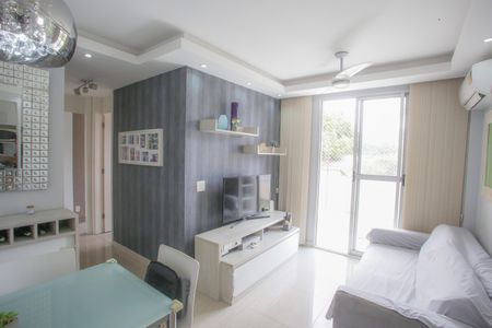 Sala de apartamento à venda com 2 quartos, 51m² em Taquara, Rio de Janeiro