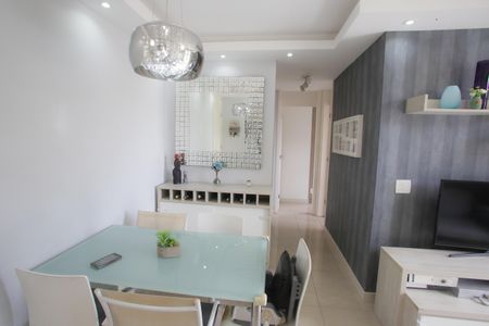 Sala de apartamento à venda com 2 quartos, 51m² em Taquara, Rio de Janeiro