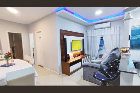 Sala de apartamento à venda com 3 quartos, 80m² em Taquara, Rio de Janeiro