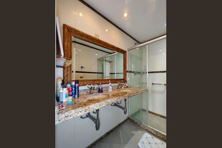 Apartamento à venda com 86m², 3 quartos e 1 vaga Apartamento à venda com 86m², 3 quartos e 1 vagaBanheiro da Suíte